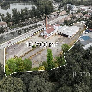 Prodej výrobního objektu 2446 m² Třeboň