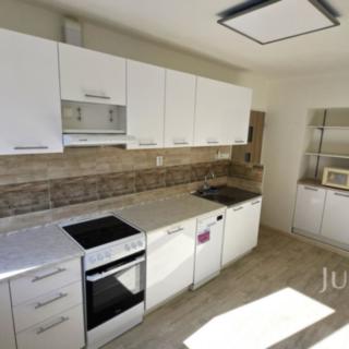 Pronájem bytu 2+1 58 m² Písek
