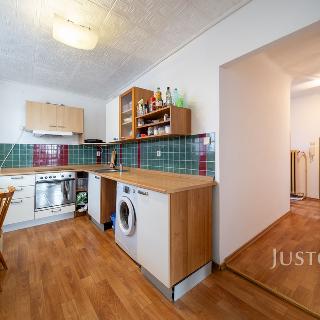 Pronájem bytu 2+1 56 m² Třeboň, Nádražní