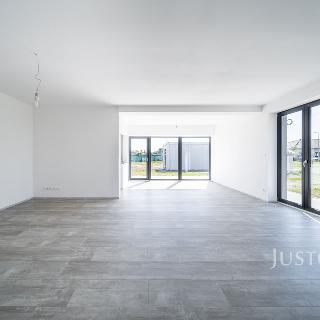 Prodej bytu 5+kk 152 m² Třeboň, Kubičkova