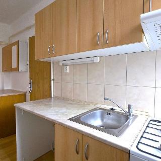 Pronájem bytu 4+1 99 m² Písek, Ningrova