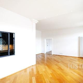 Pronájem bytu 3+1 95 m² Praha