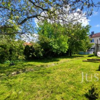 Prodej rodinného domu 231 m² Písek