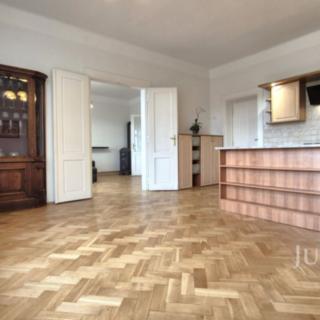 Pronájem bytu 4+1 132 m² Písek Budějovické Předměstí, Tylova