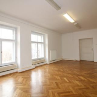Pronájem kanceláře 79 m&sup2; Praha