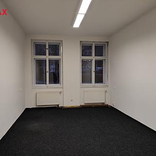 Pronájem kanceláře 28 m&sup2; Praha