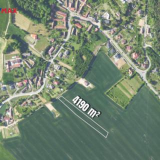 Prodej stavební parcely 4190 m² Kladruby