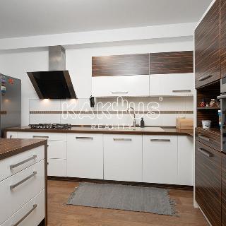 Pronájem bytu 3+1 80 m² Ostrava, Bedřicha Nikodema