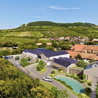 Prodej hotelu, penzionu 3825 m² Perná