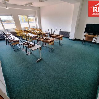 Pronájem kanceláře 52 m² Mariánské Lázně, Plzeňská