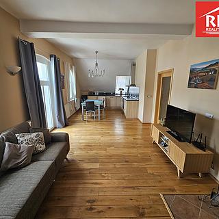 Prodej bytu 2+kk 110 m&sup2; Mariánské Lázně