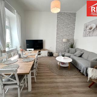 Pronájem bytu 3+1 83 m² Mariánské Lázně, Lidická