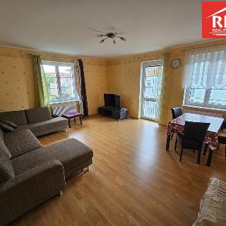 Prodej bytu 3+kk 86 m² Mariánské Lázně, Bezejmenná