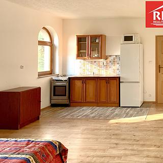 Pronájem bytu 1+kk, garsoniery 40 m² Drmoul