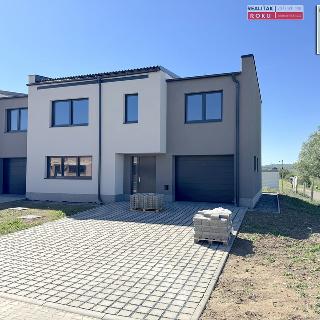 Prodej rodinného domu 186 m² Ostrovačice, 