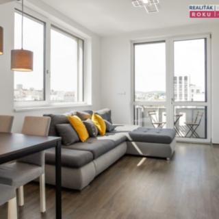 Pronájem bytu 3+kk 74 m² Brno
