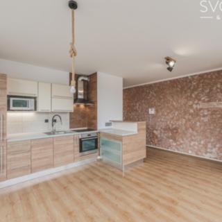 Pronájem bytu 3+kk 71 m² Hradec Králové, Balbínova