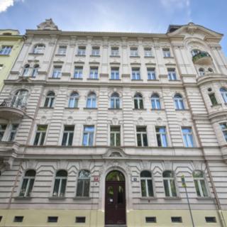 Pronájem bytu 1+1 47 m² Praha