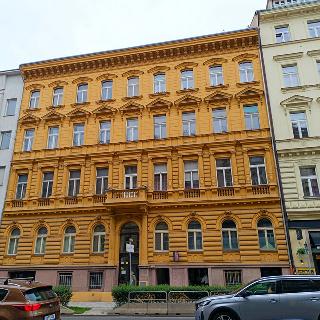 Pronájem bytu 2+1 354 m² Praha, Legerova