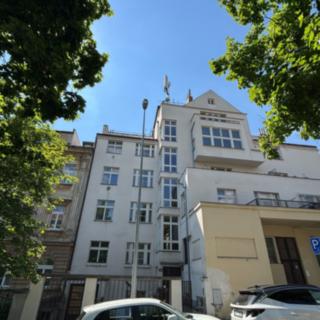 Pronájem bytu 2+kk 84 m² Praha