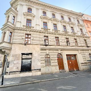 Pronájem bytu 2+1 78 m² Praha, Vocelova