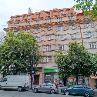 Pronájem bytu 4+1 132 m² Praha, Vinohradská