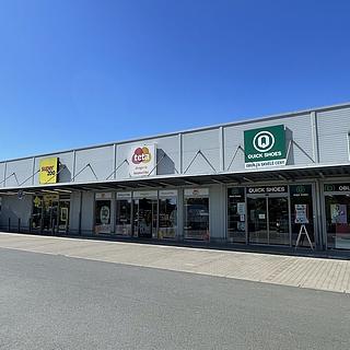 Prodej obchodu 1400 m&sup2; Čelákovice