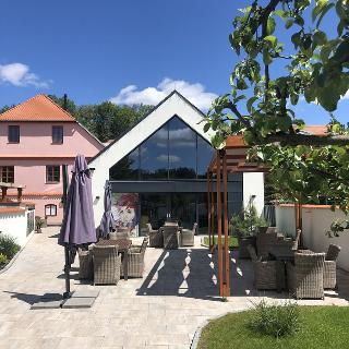 Prodej činžovního domu 776 m² Týn nad Vltavou, Legií