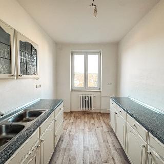 Pronájem bytu 2+1 66 m² Šťáhlavy, Smetanova