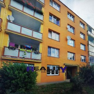 Prodej bytu 2+1 64 m² Žlutice, Zámecká