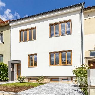 Prodej bytu 3+kk 85 m² Jihlava, Štursova