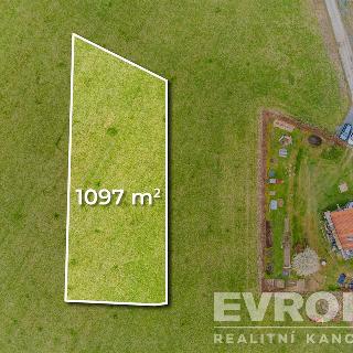 Prodej stavební parcely 1 097 m² Hradec