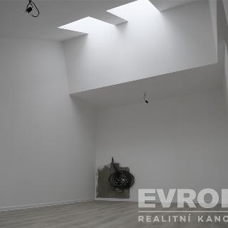 Prodej bytu 2+kk 65 m² Žirovnice, Havlíčkovo náměstí