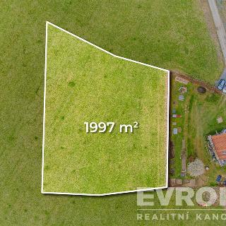 Prodej stavební parcely 1 997 m² Hradec