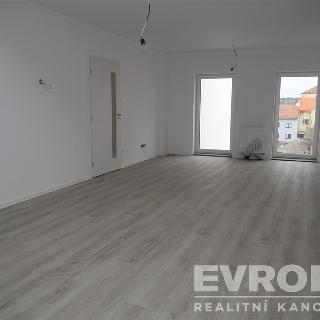 Prodej bytu 2+kk 52 m² Žirovnice, Havlíčkovo náměstí