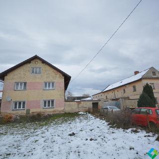 Prodej rodinného domu 300 m² Hladké Životice, Malá Strana