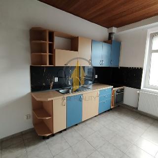 Pronájem bytu 3+1 85 m² Turnov, Tázlerova