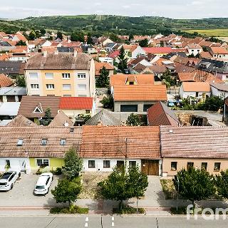 Prodej rodinného domu 150 m² Velké Pavlovice, 