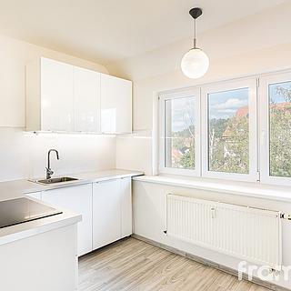 Pronájem bytu 3+kk 71 m&sup2; Kuřim