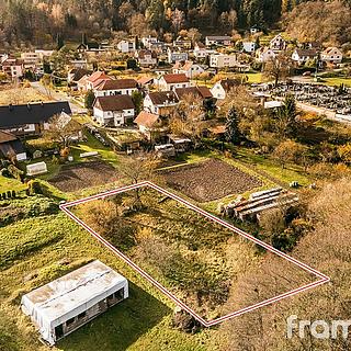 Prodej stavební parcely 1079 m&sup2; Nedvědice