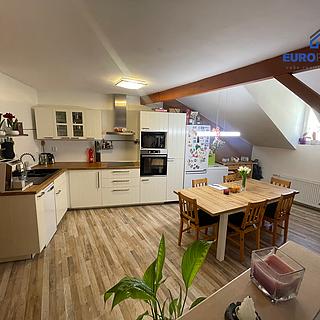 Prodej bytu 3+1 91 m² Mariánské Lázně