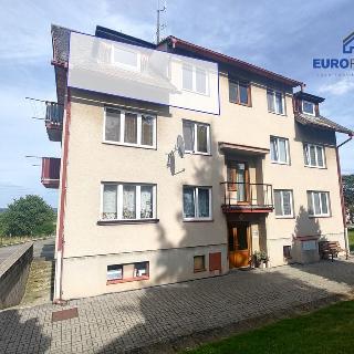 Prodej bytu 3+1 70 m² Volenice, 