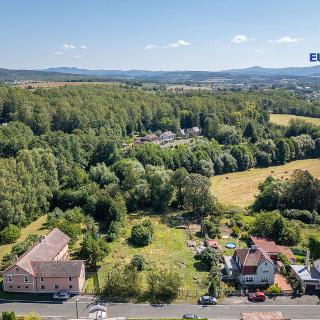 Prodej stavební parcely 1 730 m² Karlovy Vary, 