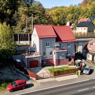 Prodej rodinného domu 273 m² Dobkovice, 