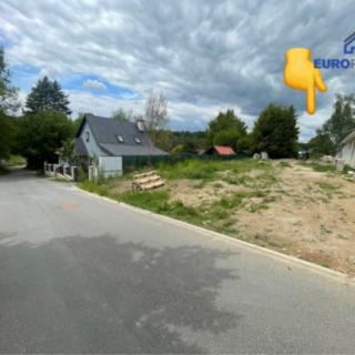 Prodej stavební parcely 1 136 m² Valy