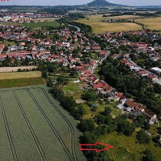 Prodej stavební parcely 4 611 m² Roudnice nad Labem