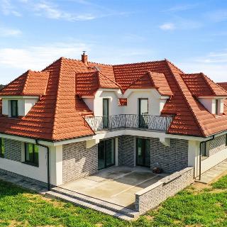 Prodej rodinného domu 420 m² Mukařov, Do Vrchu