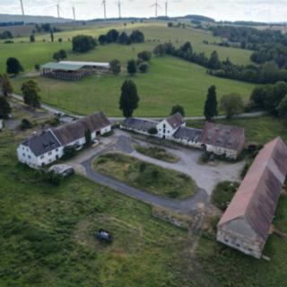 Prodej zemědělského objektu 1500 m² Višňová