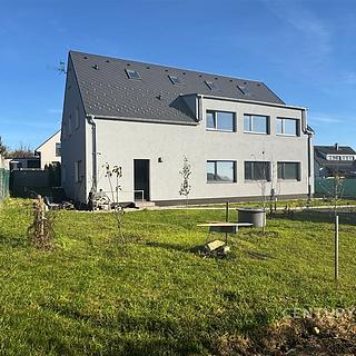 Prodej rodinného domu 256 m&sup2; Čtveřín