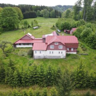 Prodej rodinného domu 500 m² Desná